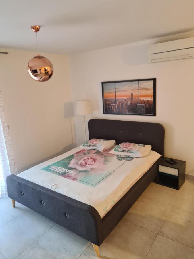 Studio Apartment Doris Пореч Экстерьер фото
