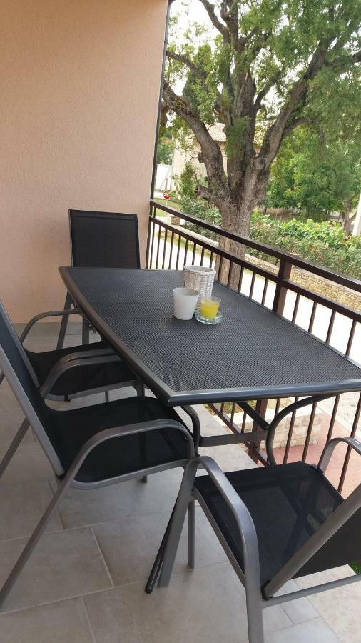 Studio Apartment Doris Пореч Экстерьер фото